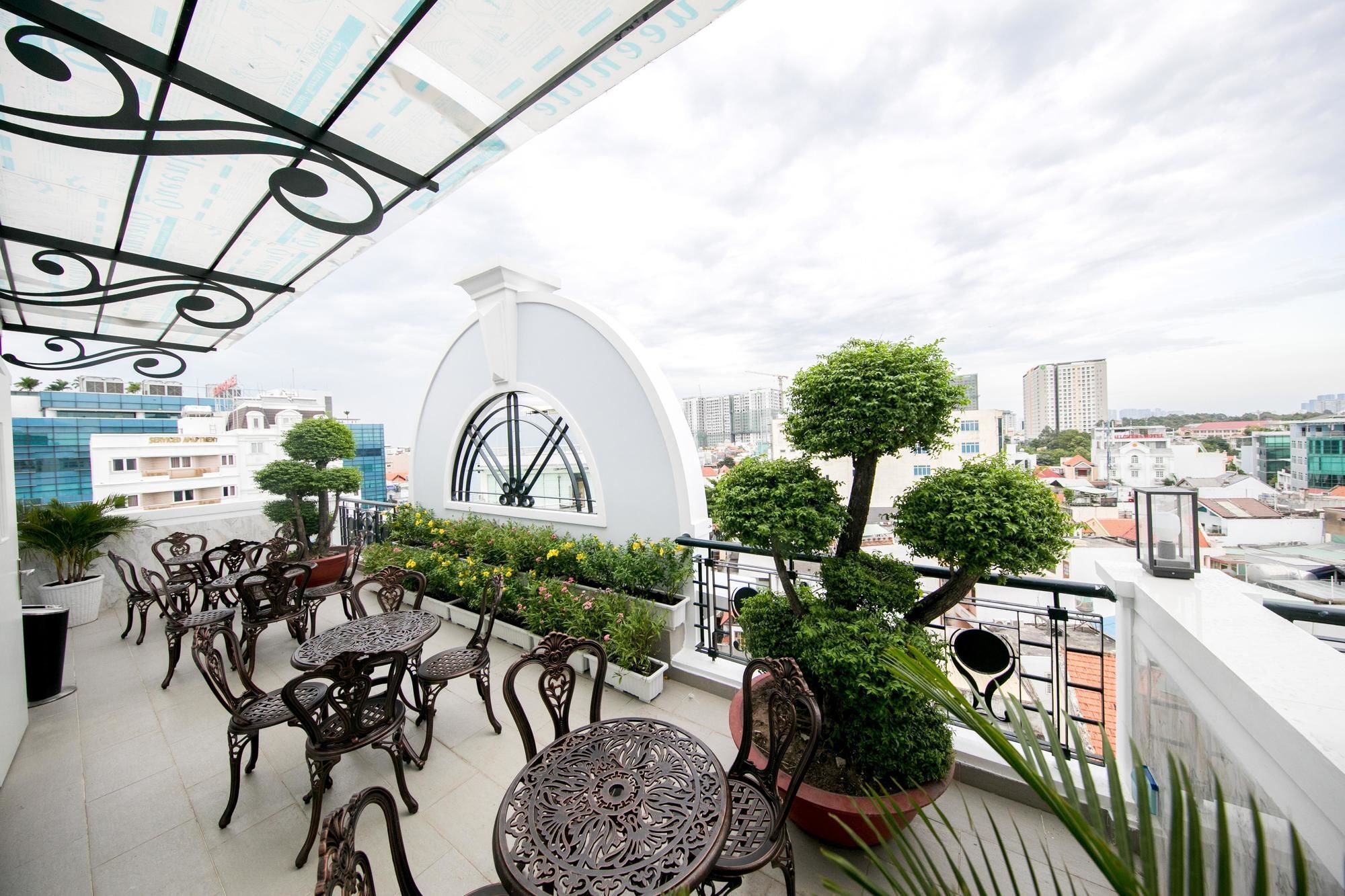 Le Saigon Hotel Ho Chi Minh City Exterior photo